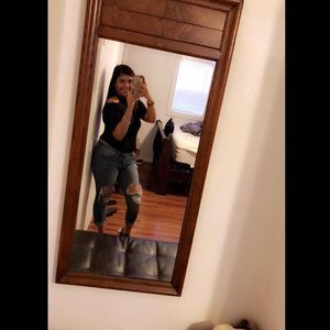 Meet your Posher, Cari